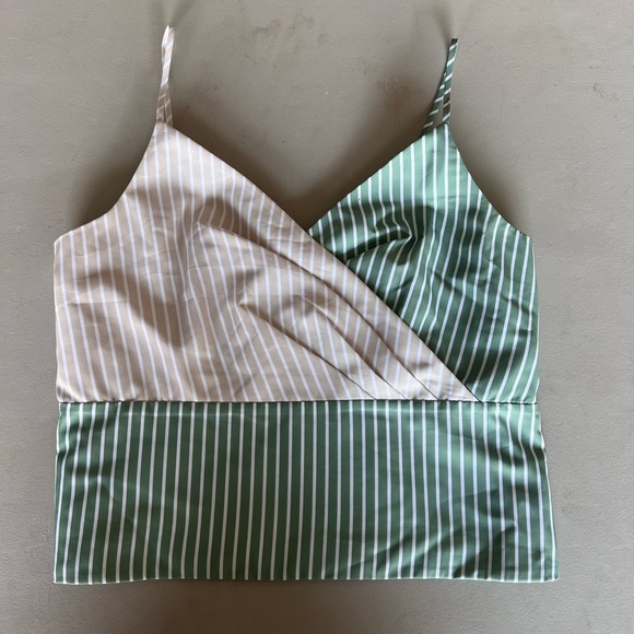 Anthropologie Tops - Mare x Anthropologie V neck tank top with bow tie in the back